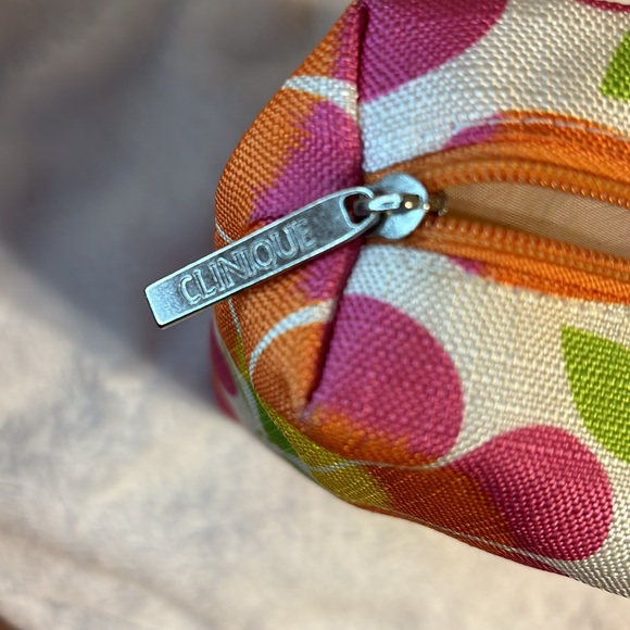 Makeup bag - Picture 5 of 5